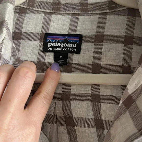 Patagonia Organic Cotton Long Sleeve Button Down Shirt size M - Picture 2 of 6